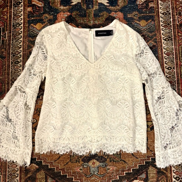 Mink pink lace bell sleeve top - Picture 3 of 8